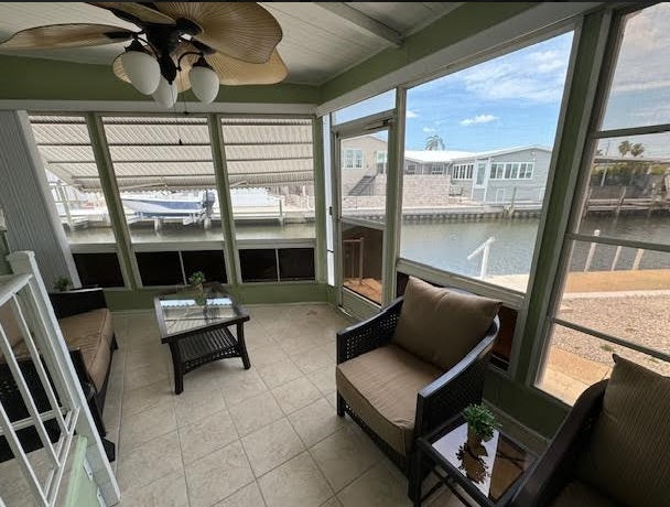 6916 E Bayou Lane, Bradenton, FL 34207- Sleep 4, 2 Bedroom, 2 Bath - (6 houses to the bay) WATER FRONT