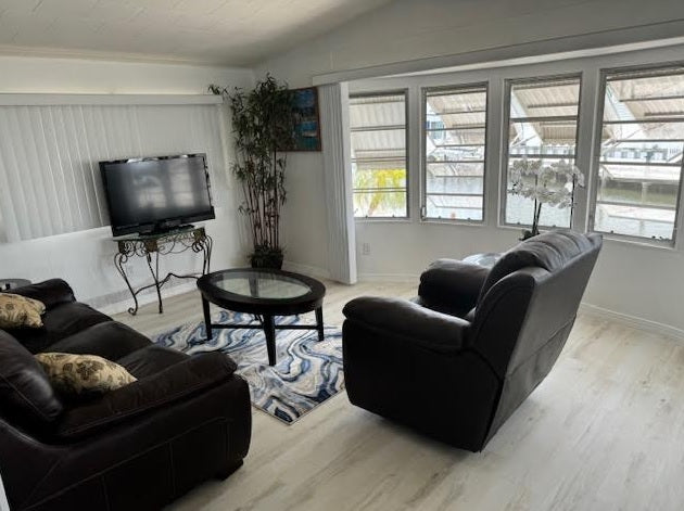 6916 E Bayou Lane, Bradenton, FL 34207- Sleep 4, 2 Bedroom, 2 Bath - (6 houses to the bay) WATER FRONT