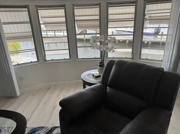 6916 E Bayou Lane, Bradenton, FL 34207- Sleep 4, 2 Bedroom, 2 Bath - (6 houses to the bay) WATER FRONT