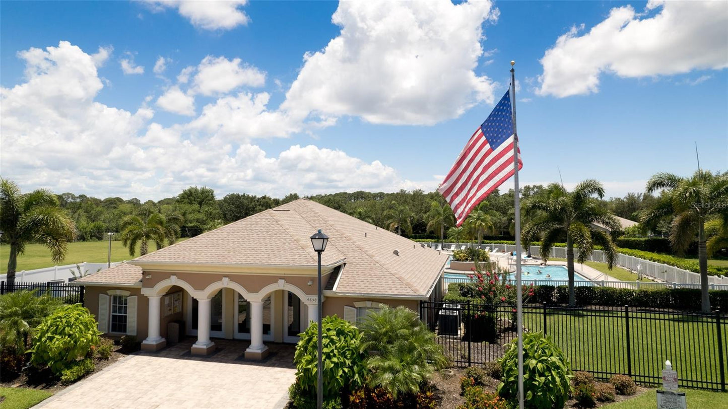 Pool House - 4836 Turtle Bay Terrace Bradenton, FL 34203 - Sleep 10, 5 Bedroom, 2 Bath