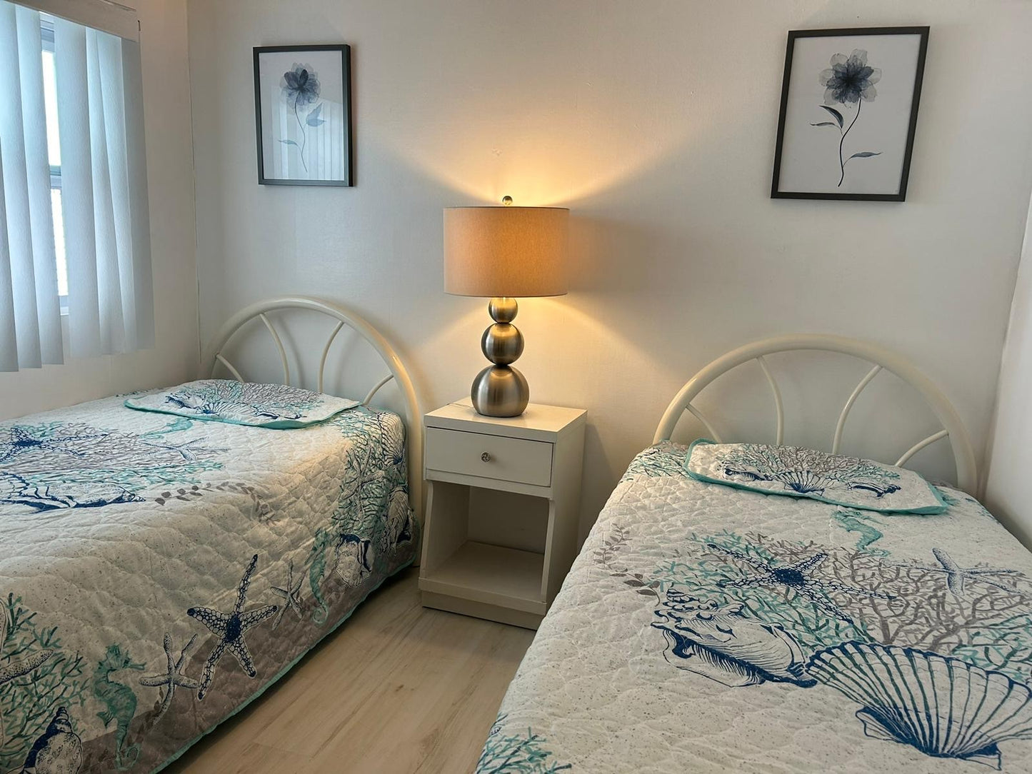 6916 E Bayou Lane, Bradenton, FL 34207- Sleep 4, 2 Bedroom, 2 Bath - (6 houses to the bay) WATER FRONT