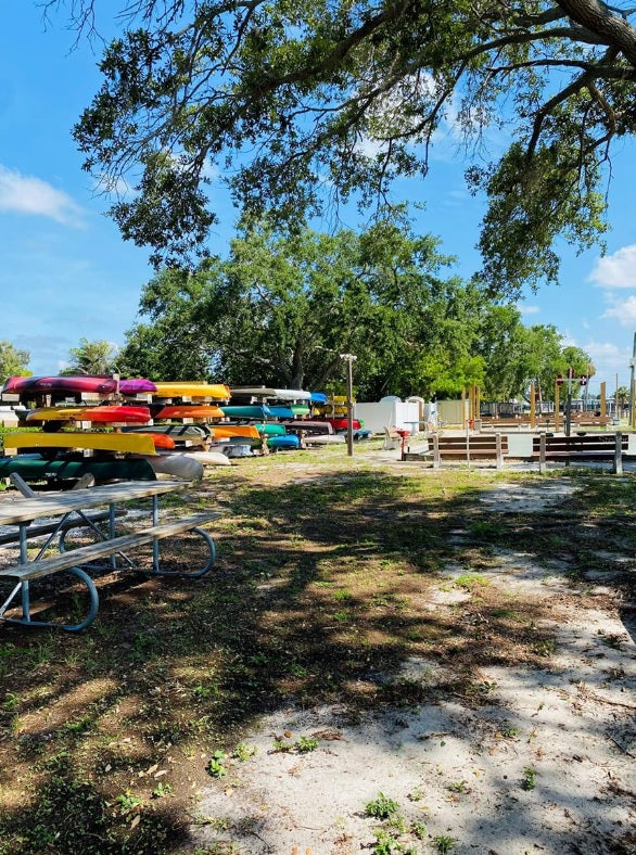 6916 E Bayou Lane, Bradenton, FL 34207- Sleep 4, 2 Bedroom, 2 Bath - (6 houses to the bay) WATER FRONT
