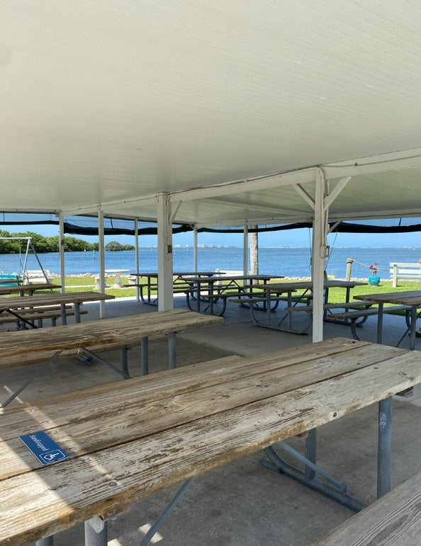 6916 E Bayou Lane, Bradenton, FL 34207- Sleep 4, 2 Bedroom, 2 Bath - (6 houses to the bay) WATER FRONT