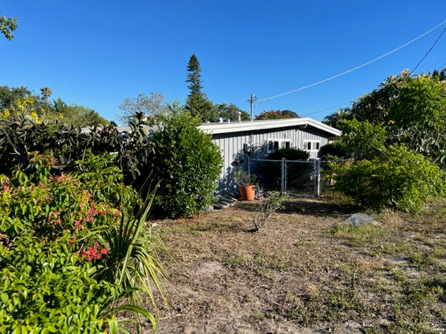 Publix House - 1502 Dartmouth Drive Bradenton, FL 34207 - Sleep 8, 4 Bedroom, 2 Bath - Rented Sept. 2024