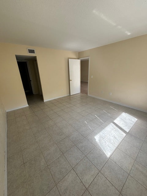 Sandhill Condo - 25050 Sandhill Blvd Unit 1A3 Punta Gorda, FL 33983 - Sleep 6, 3 Bedroom, 2 Bath