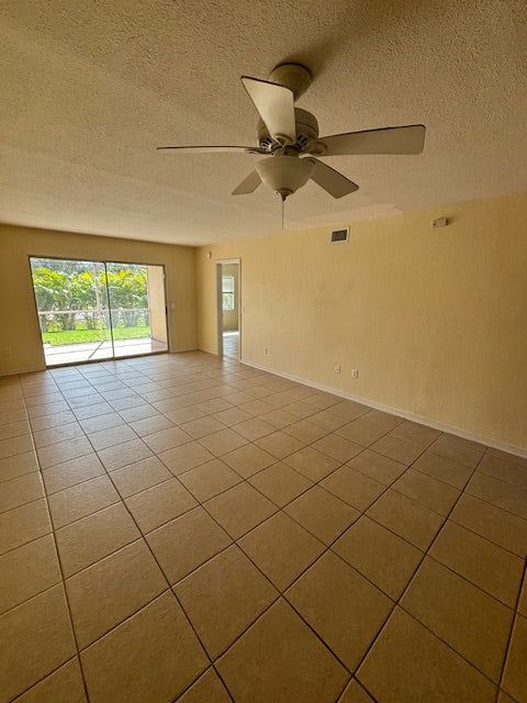 Sandhill Condo - 25050 Sandhill Blvd Unit 1A3 Punta Gorda, FL 33983 - Sleep 6, 3 Bedroom, 2 Bath