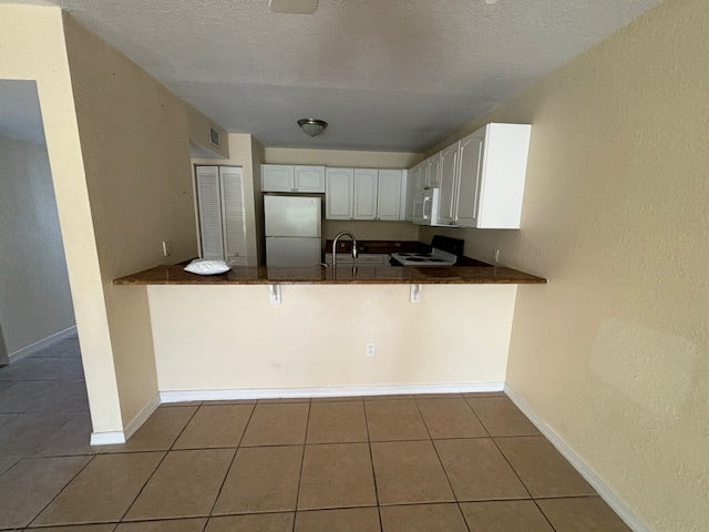 Sandhill Condo - 25050 Sandhill Blvd Unit 1A3 Punta Gorda, FL 33983 - Sleep 6, 3 Bedroom, 2 Bath