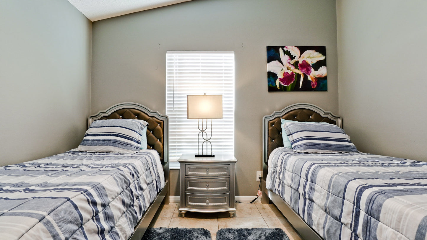 Lake House - 4584 Runabout Way Bradenton, FL 34203 - Sleep 8, 3 Bedroom, 1 Office, 2 Bath