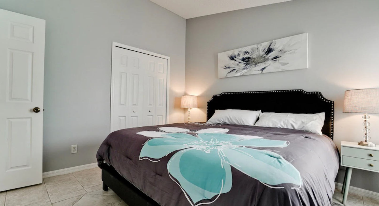 Lake House - 4584 Runabout Way Bradenton, FL 34203 - Sleep 8, 3 Bedroom, 1 Office, 2 Bath