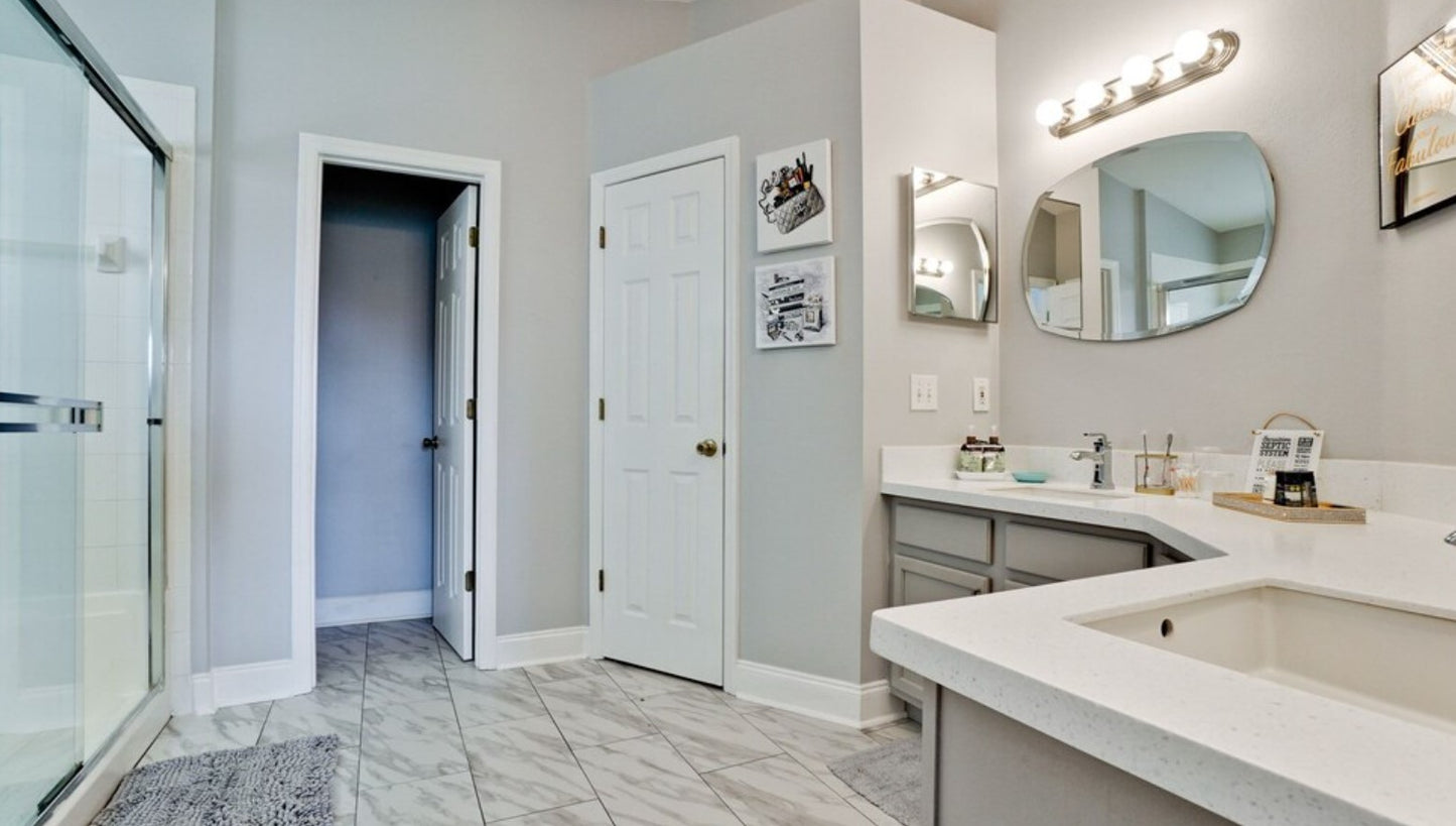 Lake House - 4584 Runabout Way Bradenton, FL 34203 - Sleep 8, 3 Bedroom, 1 Office, 2 Bath