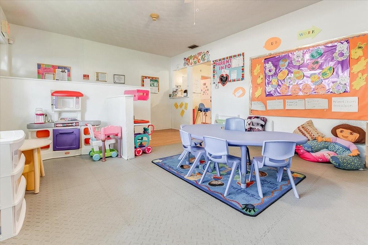 Daycare - 2211 53rd Ave West - Bradenton, FL 34207 - Rented until 09/2024