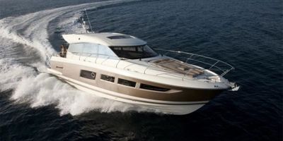 Prestige 55 Luxury Yacht photo 1